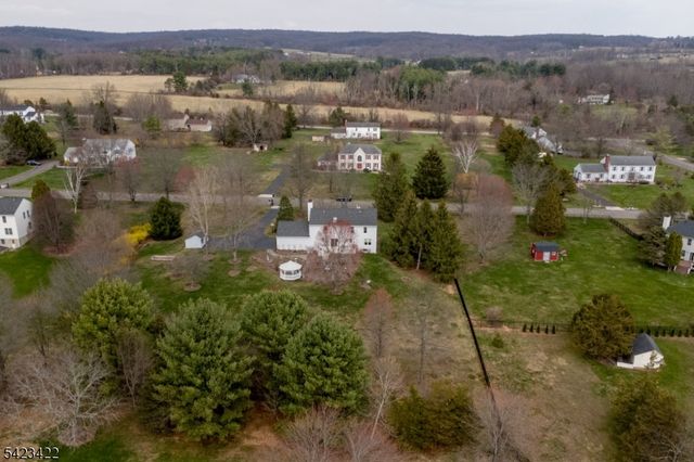 4 Melita Rd, Alexandria Twp., NJ 08848