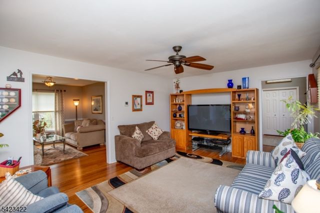 4 Melita Rd, Alexandria Twp., NJ 08848