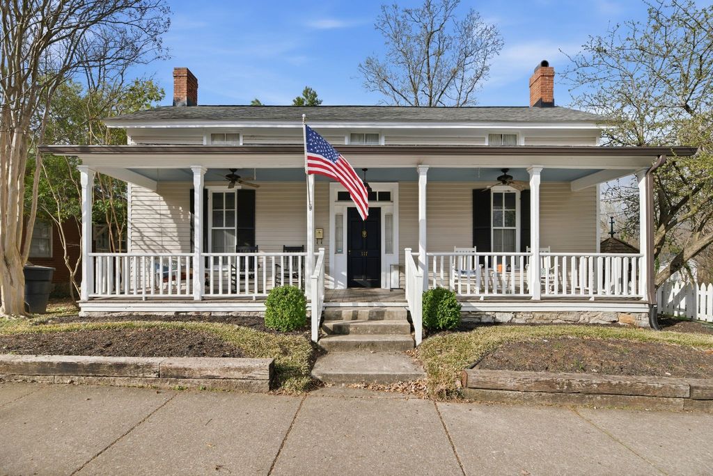 117 7th Ave, N, Franklin, TN 37064