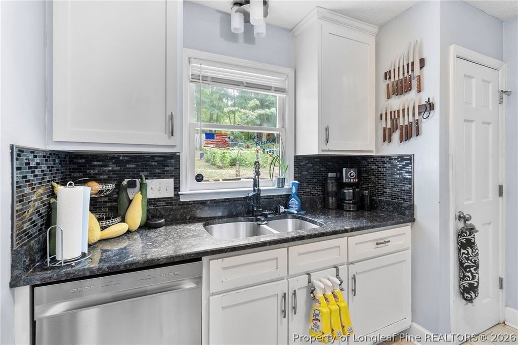 756 Hilton Drive, Fayetteville, NC 28311 — photo 16