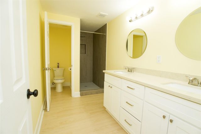 4501 Westwood Lane, Manvel, TX 77578
