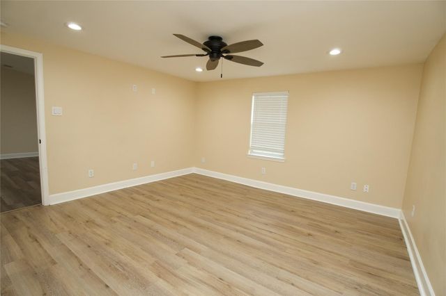4501 Westwood Lane, Manvel, TX 77578