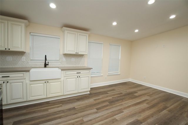 4501 Westwood Lane, Manvel, TX 77578