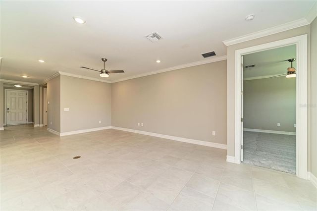 564 MARAVIYA BOULEVARD, Nokomis, FL 34275