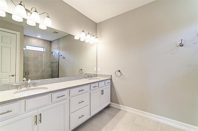 564 MARAVIYA BOULEVARD, Nokomis, FL 34275