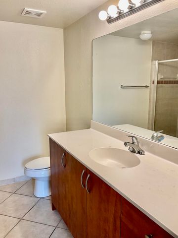 6418 Emerald Dunes Drive 305, West Palm Beach, FL 33411