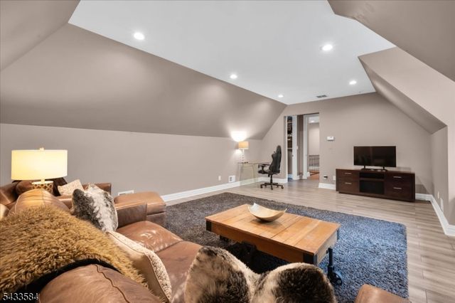 1296 Mount Vernon Rd, Bridgewater Twp., NJ 08807