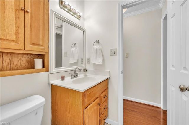 4022 Roebling LN, Virginia Beach, VA 23452