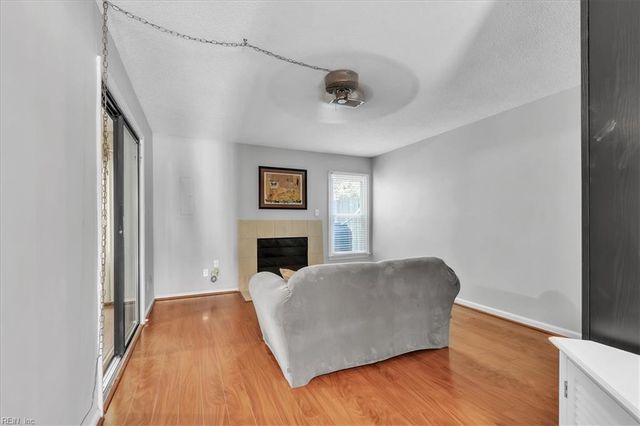 4022 Roebling LN, Virginia Beach, VA 23452