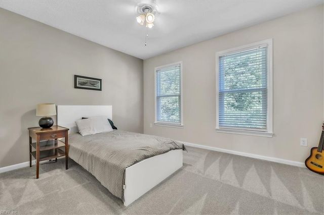 4022 Roebling LN, Virginia Beach, VA 23452