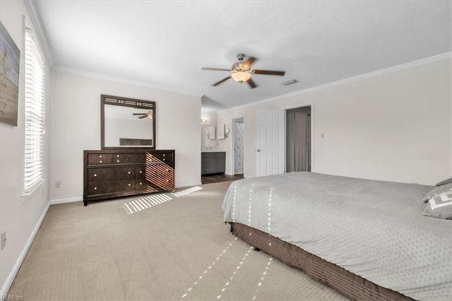4022 Roebling LN, Virginia Beach, VA 23452