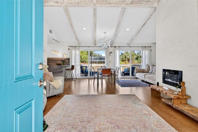 504 BAYVIEW PARKWAY, Nokomis, FL 34275