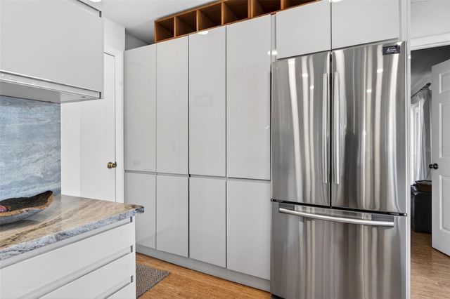 504 BAYVIEW PARKWAY, Nokomis, FL 34275