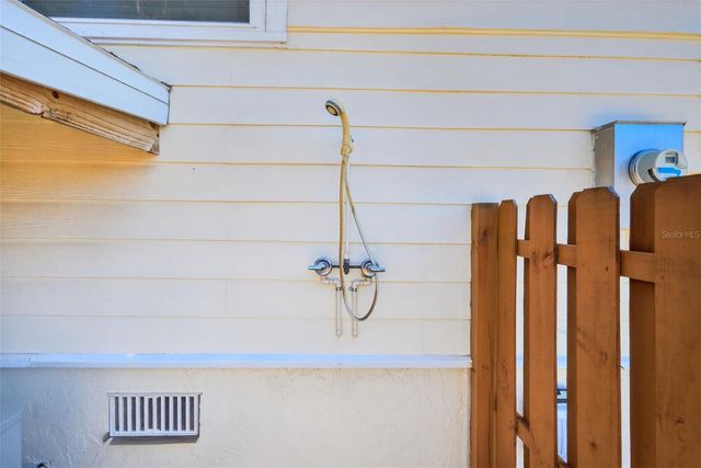 504 BAYVIEW PARKWAY, Nokomis, FL 34275