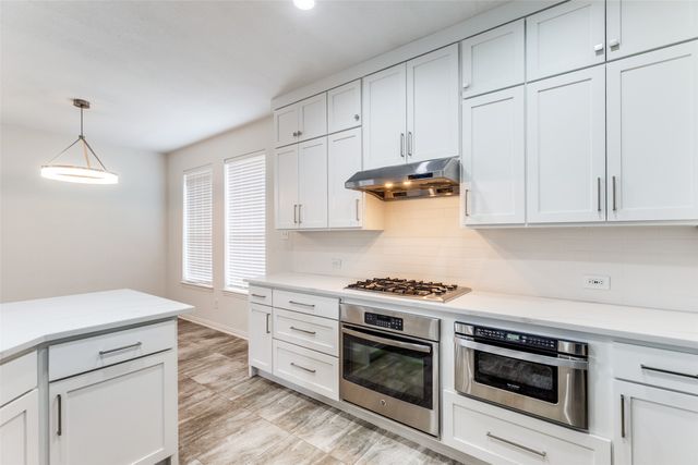 1502 Angel Falls Drive, Frisco, TX 75036