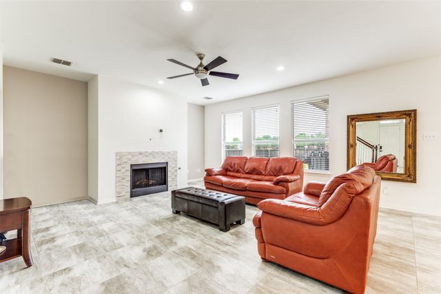 1502 Angel Falls Drive, Frisco, TX 75036