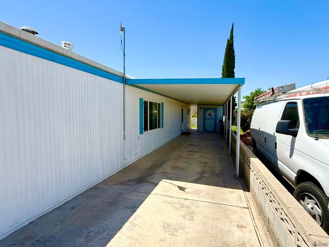 3434 S Castle Dr, Yuma, AZ 85365