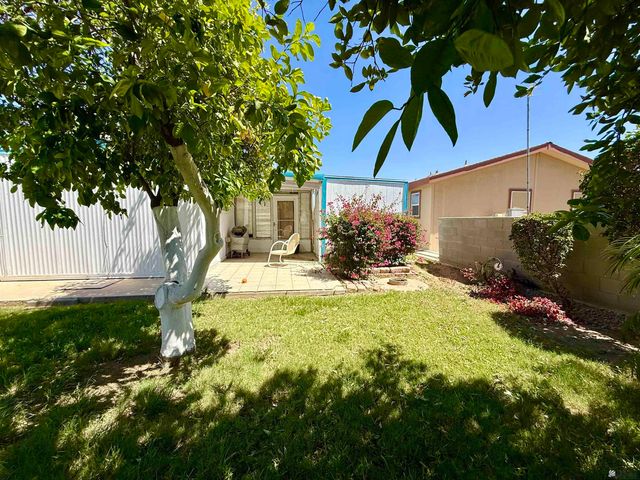 3434 S Castle Dr, Yuma, AZ 85365