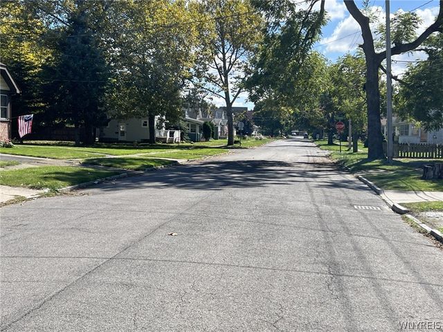 323 74th Street, Niagara Falls, NY 14304