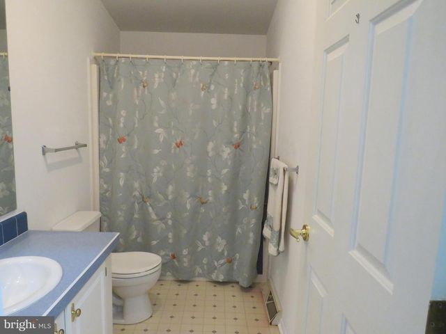 342 SPRING MEADOW CIR, New Hope, PA 18938