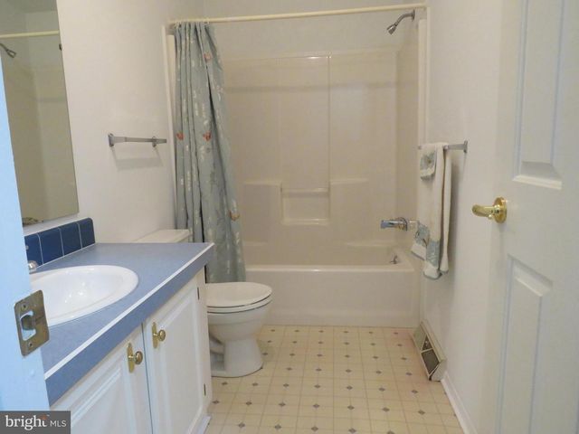 342 SPRING MEADOW CIR, New Hope, PA 18938