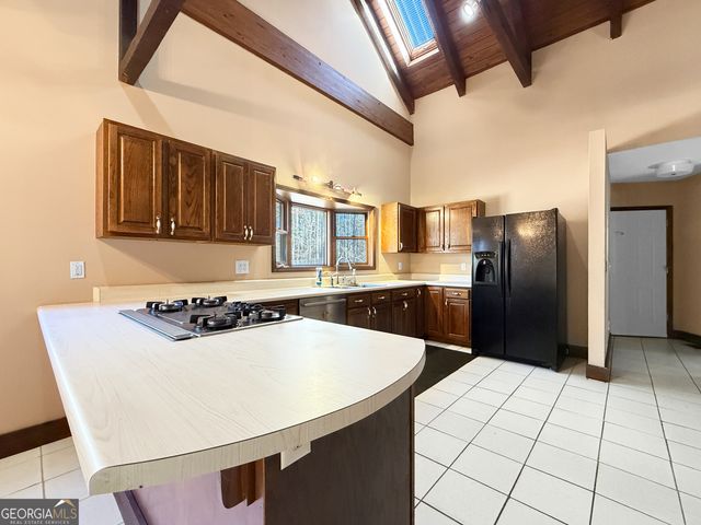 1140 Highway 54, Moreland, GA 30259