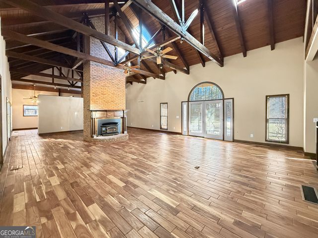 1140 Highway 54, Moreland, GA 30259