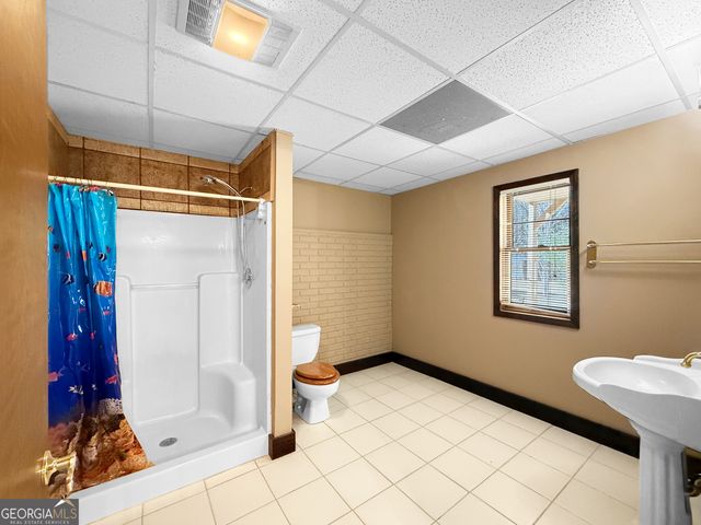 1140 Highway 54, Moreland, GA 30259