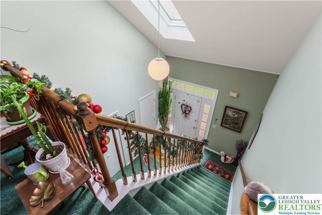 3244 Oakland Square Drive, Bethlehem Twp, PA 18020