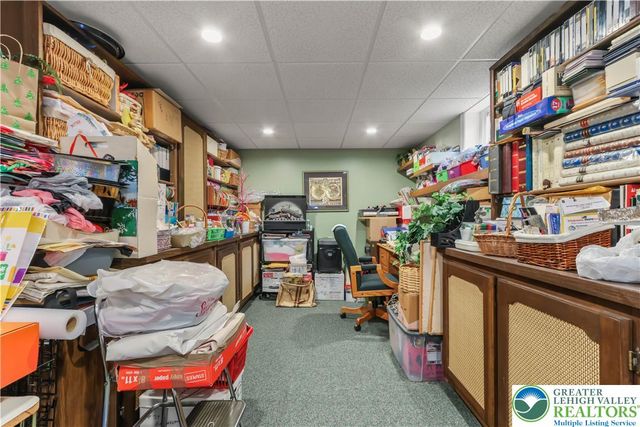 3244 Oakland Square Drive, Bethlehem Twp, PA 18020
