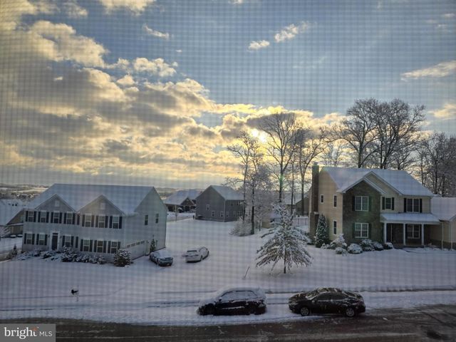 562 MONOCACY TRL, Spring Grove, PA 17362