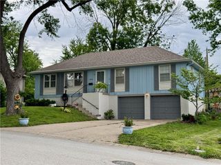 4024 Surrey Lane, Independence, MO 64055