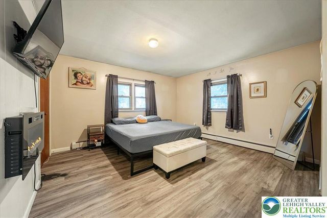 159 Summit Avenue, Coolbaugh Twp, PA 18346