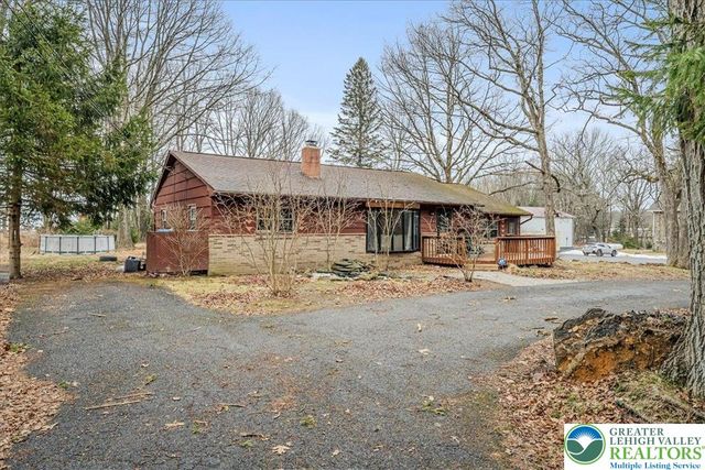 159 Summit Avenue, Coolbaugh Twp, PA 18346