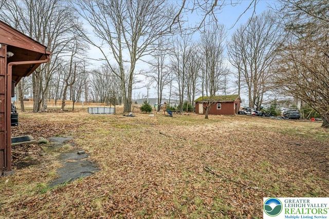 159 Summit Avenue, Coolbaugh Twp, PA 18346