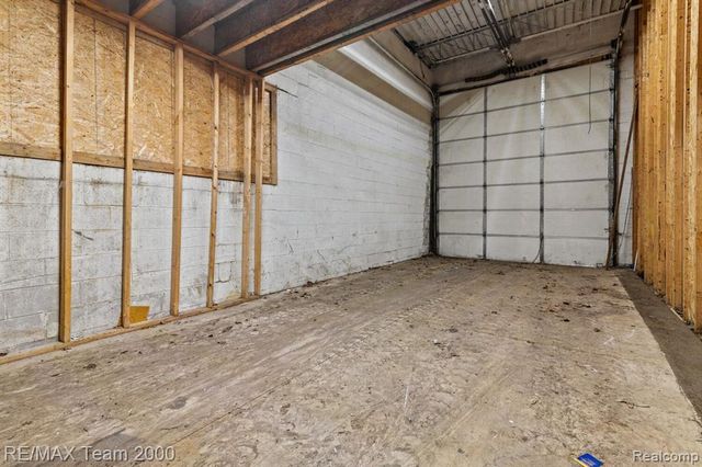 26110 Michigan Avenue, Inkster, MI 48141