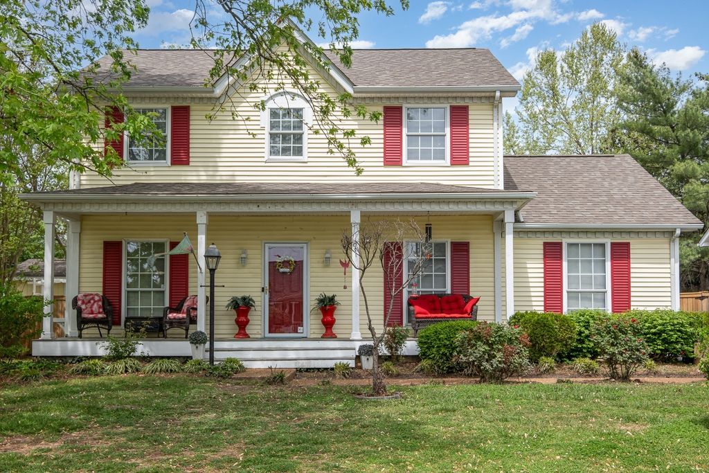 1113 Jacksons Valley Rd, Hermitage, TN 37076