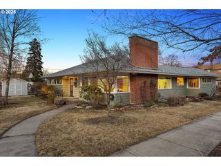 1501 CEDAR St, La Grande, OR 97850