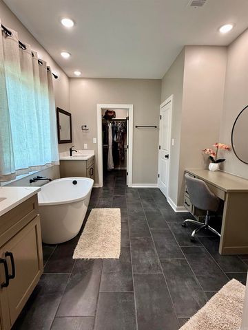 896 CR 940, Brookland, AR 72417