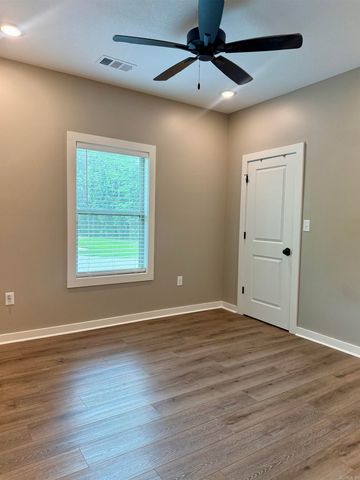 896 CR 940, Brookland, AR 72417