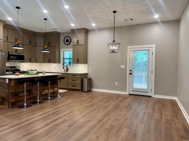 896 CR 940, Brookland, AR 72417