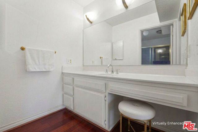 2741 Hermosa Avenue B, Montrose, CA 91020