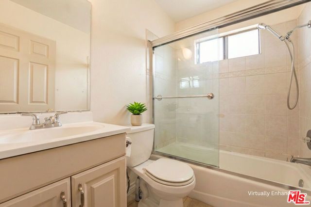 2741 Hermosa Avenue B, Montrose, CA 91020
