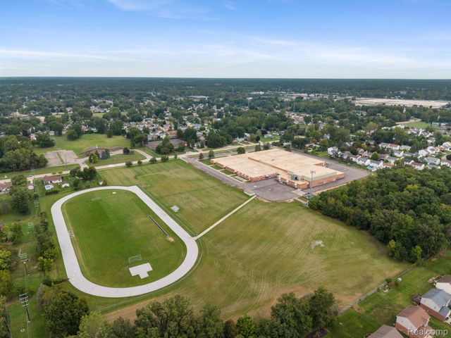 38684 Meadowlawn Street, Wayne, MI 48184