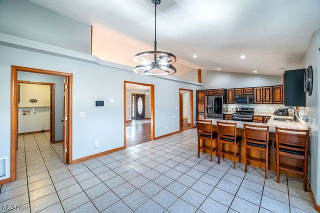 195 N Bruce Street, Little Hocking, OH 45742