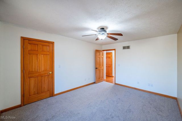 195 N Bruce Street, Little Hocking, OH 45742