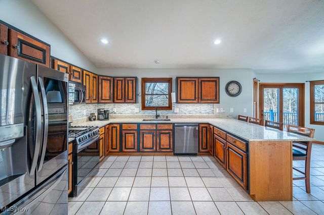 195 N Bruce Street, Little Hocking, OH 45742