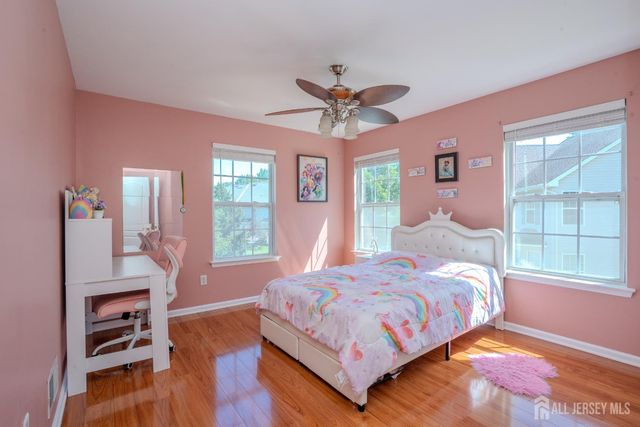 16 Hawthorne Road, North Brunswick, NJ 08902