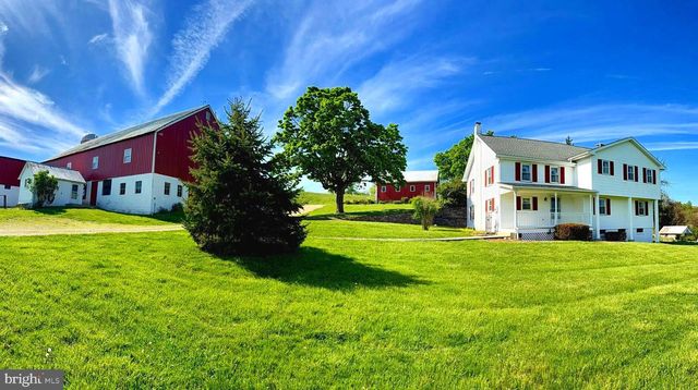 120 N WINDING RD, Wellsville, PA 17365