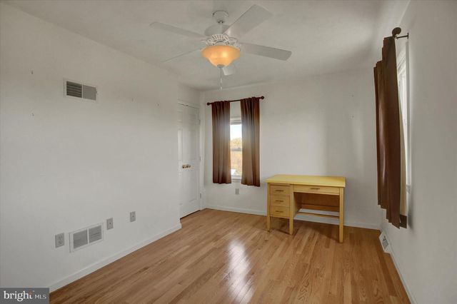 120 N WINDING RD, Wellsville, PA 17365